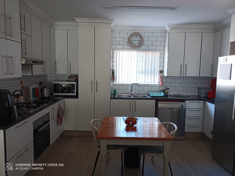3 Bedroom Property for Sale in Groot Brakrivier Central Western Cape